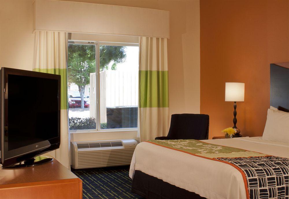 Fairfield Inn & Suites By Marriott Atlanta Kennesaw Extérieur photo