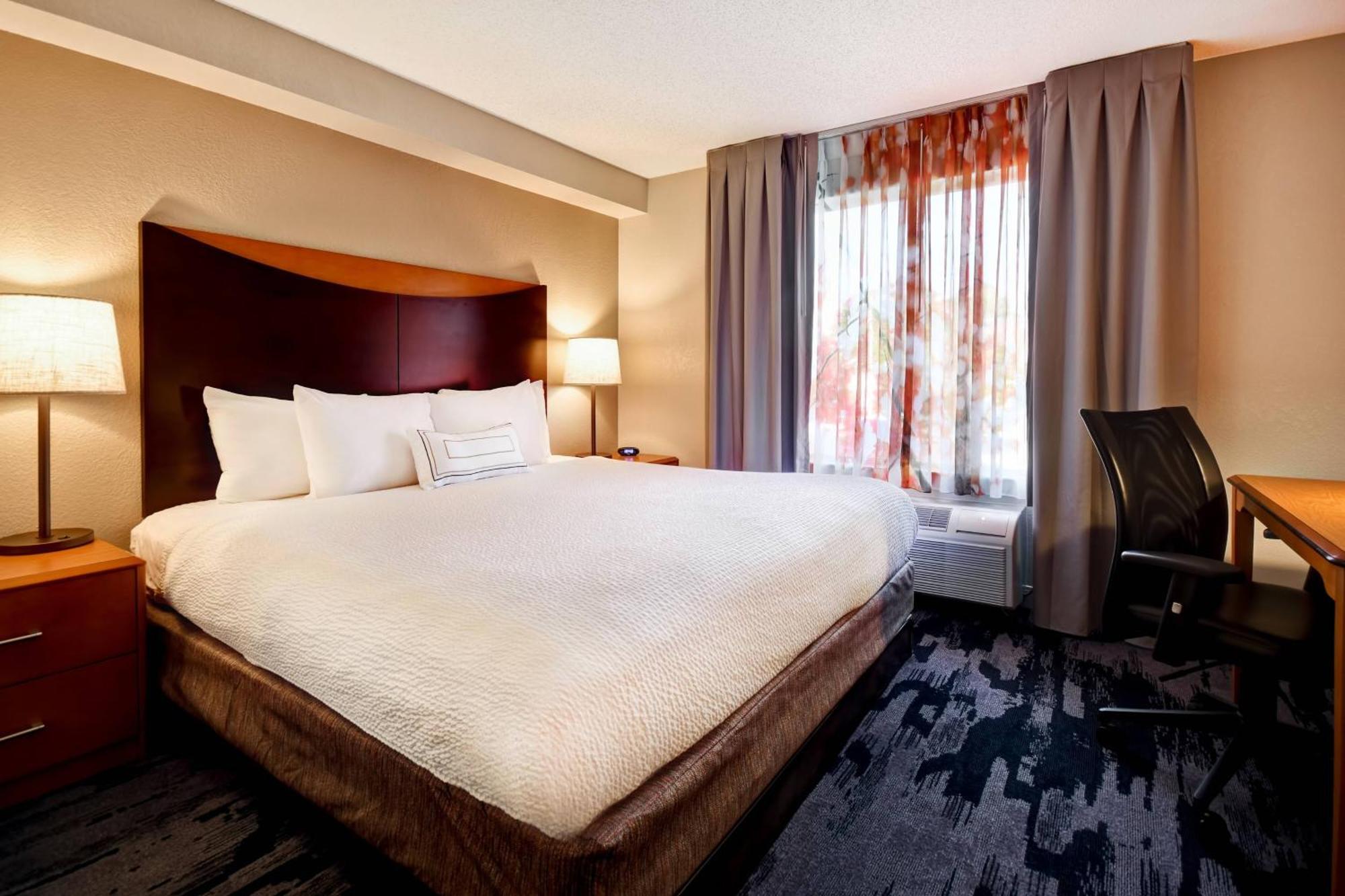 Fairfield Inn & Suites By Marriott Atlanta Kennesaw Extérieur photo