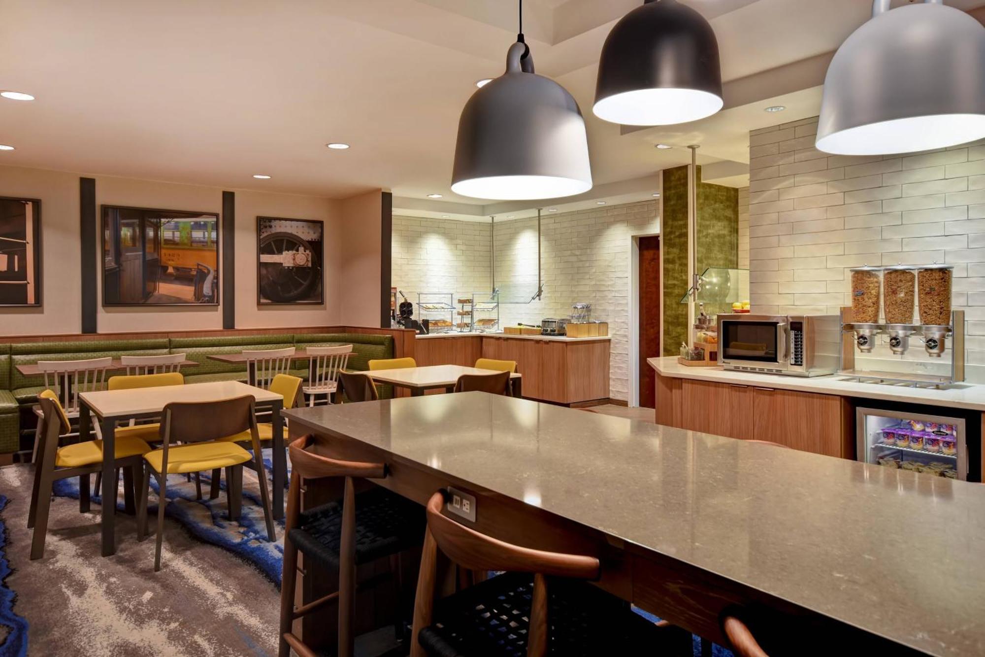 Fairfield Inn & Suites By Marriott Atlanta Kennesaw Extérieur photo